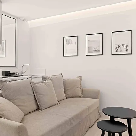 Phaedrus Living Seaside Residences 06 Apartment
