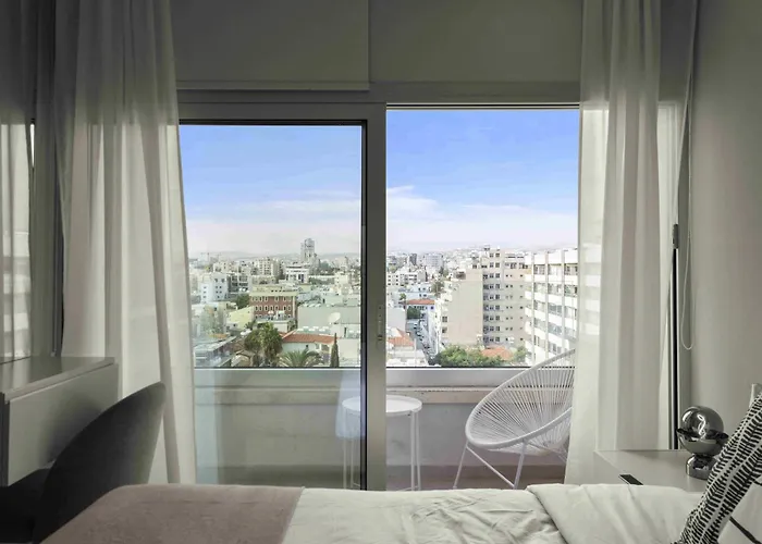 Appartamento Phaedrus Living Seaside Residences 06